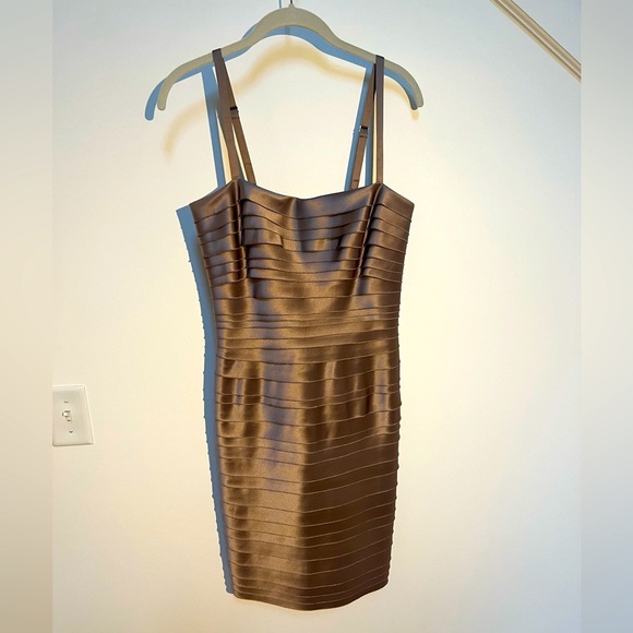 BCBGMaxAzira Cocktail Dress Shimmery Taupe Size 6 - Picture 1 of 7